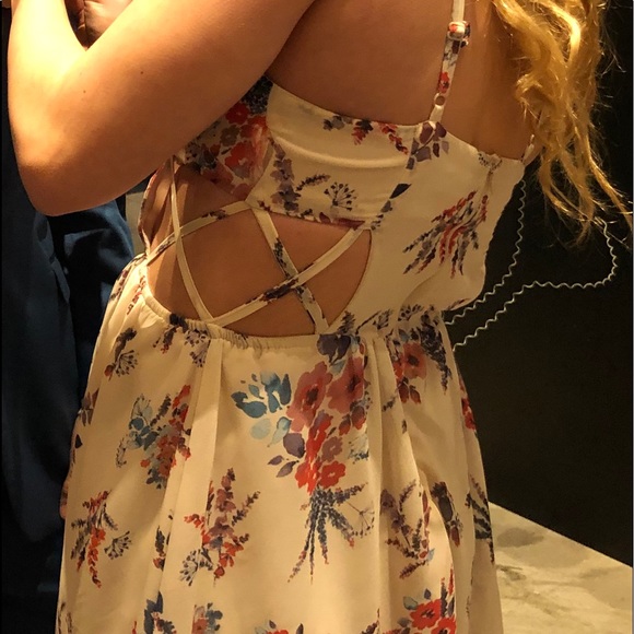 Rachael & Chloe- floral dress/formal attire - Picture 6 of 6